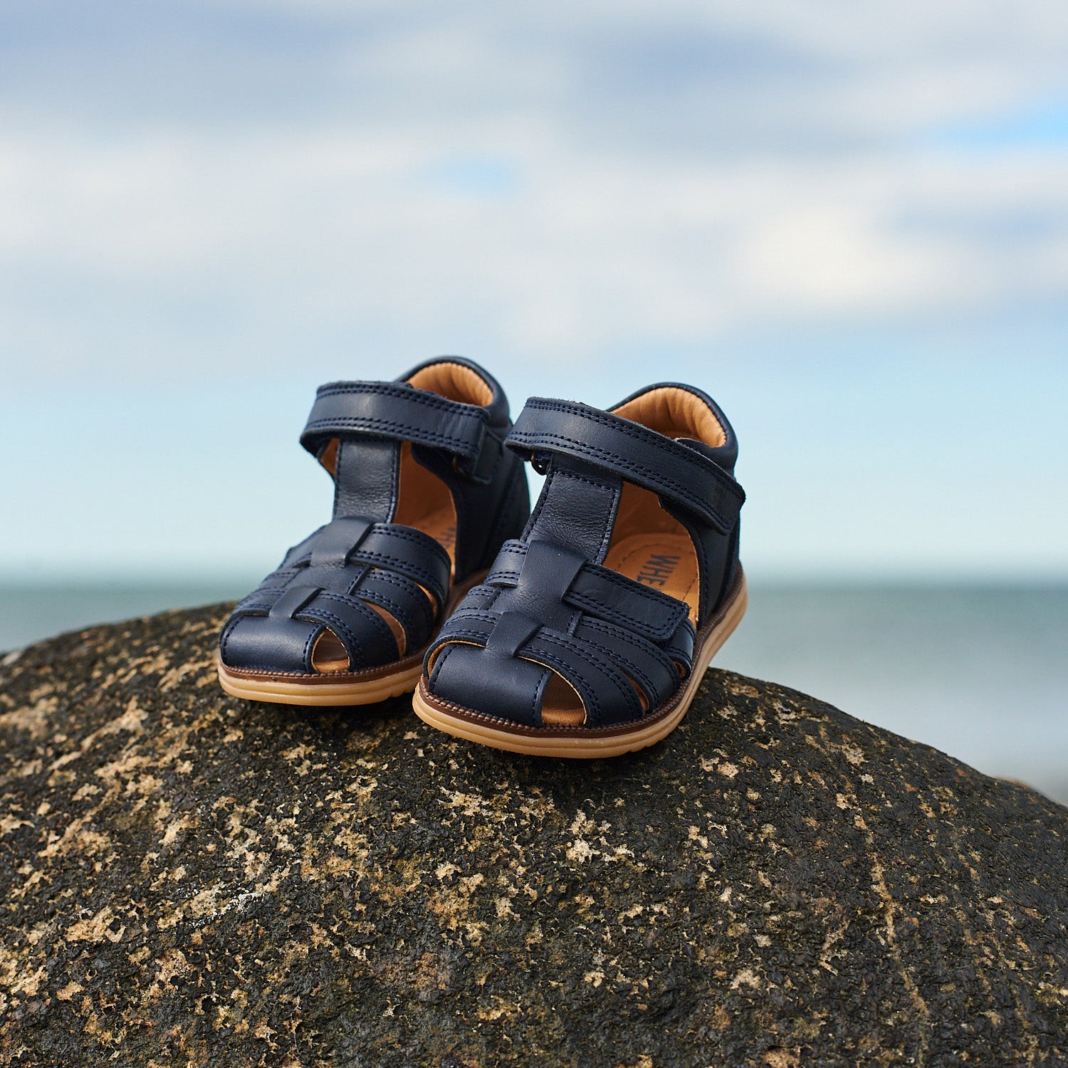 wheat-sky-lauflern-sandale-navy-stripe-leder image 5