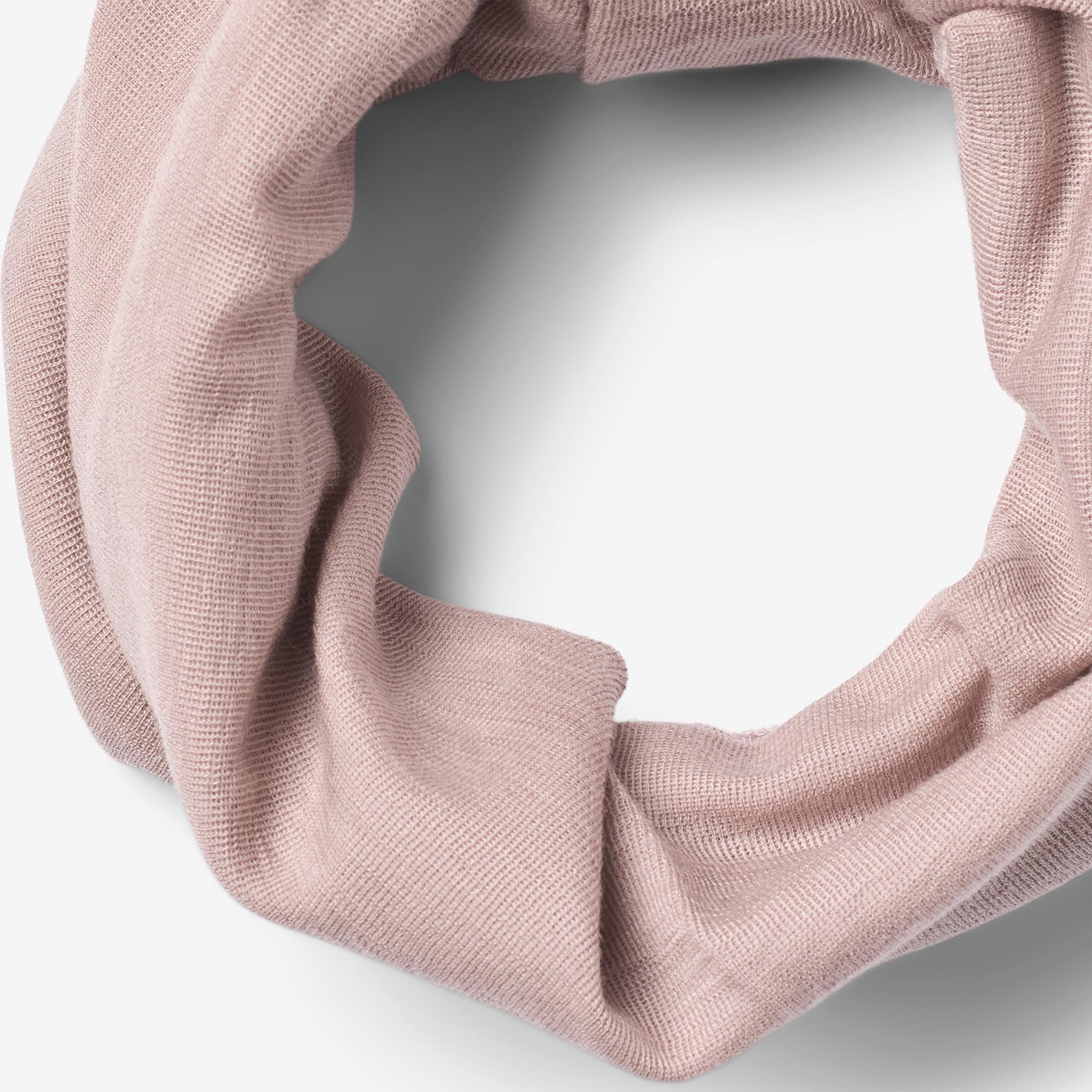 wheat-accessories-2-wool-neckwarmer-arta-schal-pale-lilac-flowers image 8