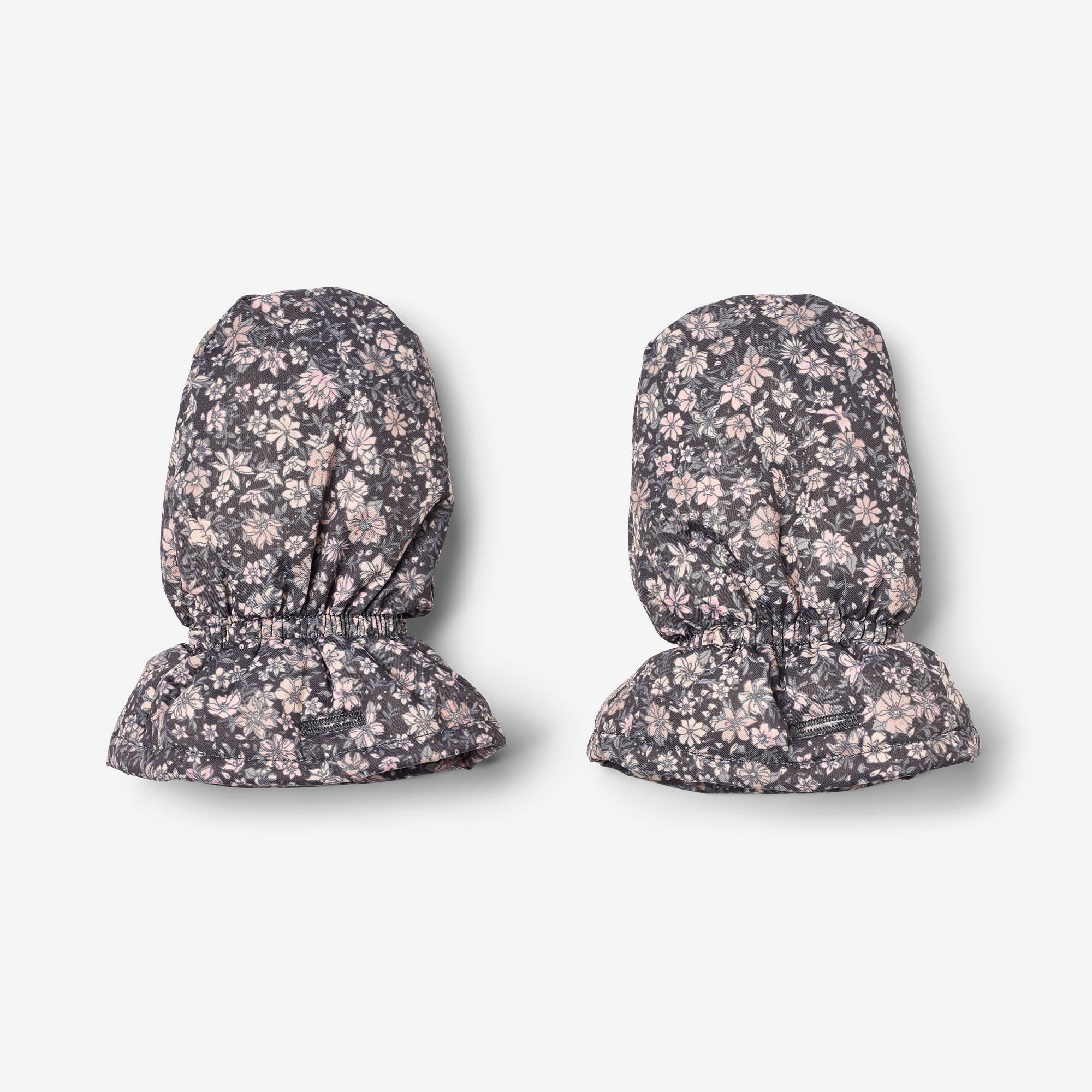 wheat-muffu-baby-f-ustlinge-dark-charcoal-flowers image 4