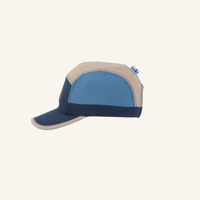 finkid-bite-protect-taikuri-move-cap-deep-water-mix-m-uv50 image 1