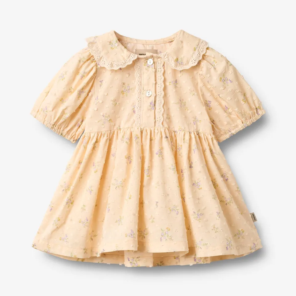 wheat-adele-kleid-barely-apricot-flowers-bio-gr-80 image 1