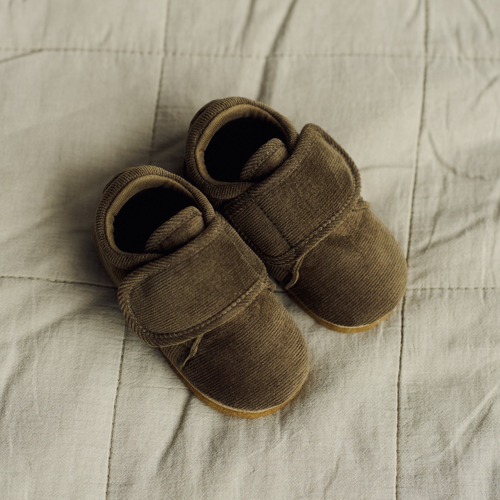 wheat-sasha-hausschuhe-grey-stone-cord-klett-gr-19-26 image 2