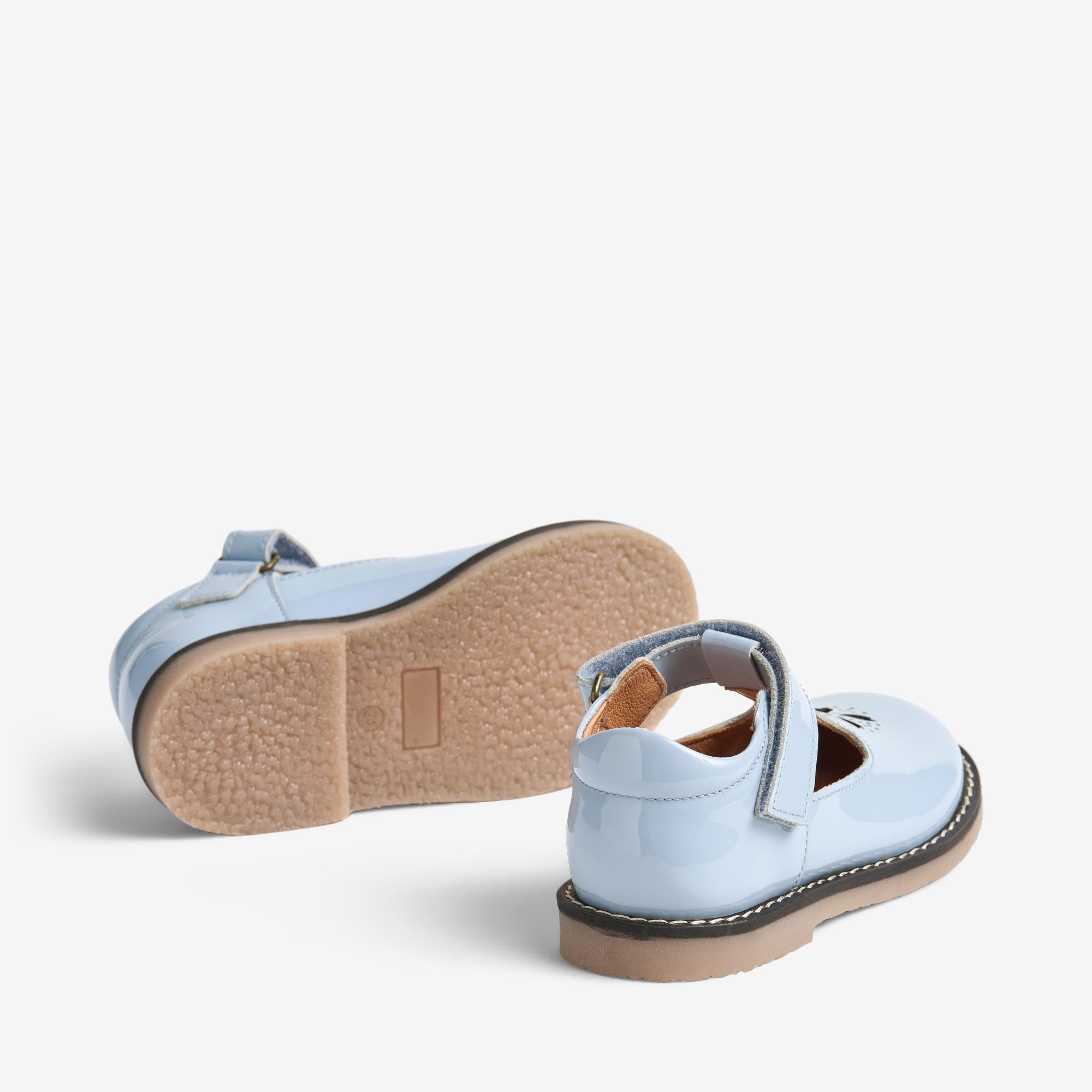 wheat-shelby-mary-jane-summer-sky-lackleder-klett image 2