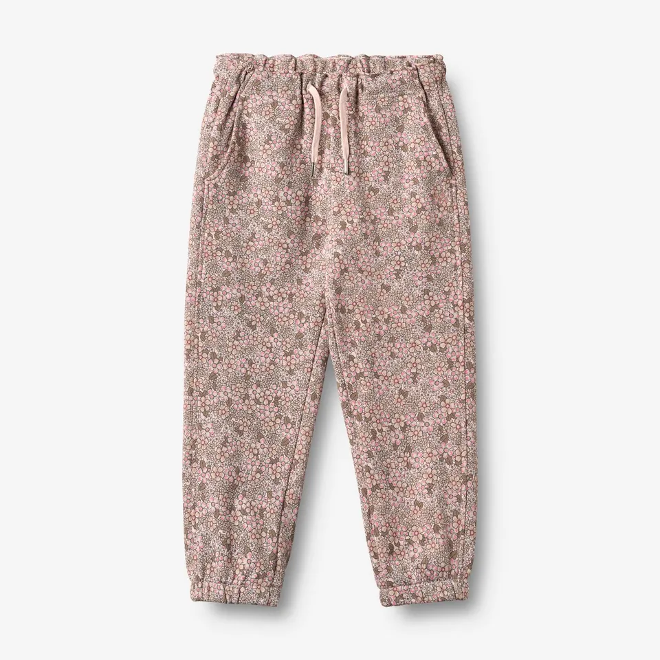 wheat-cosmo-sweatpants-jogginghose-rose-brown-flowers-bio-baumwolle image 1