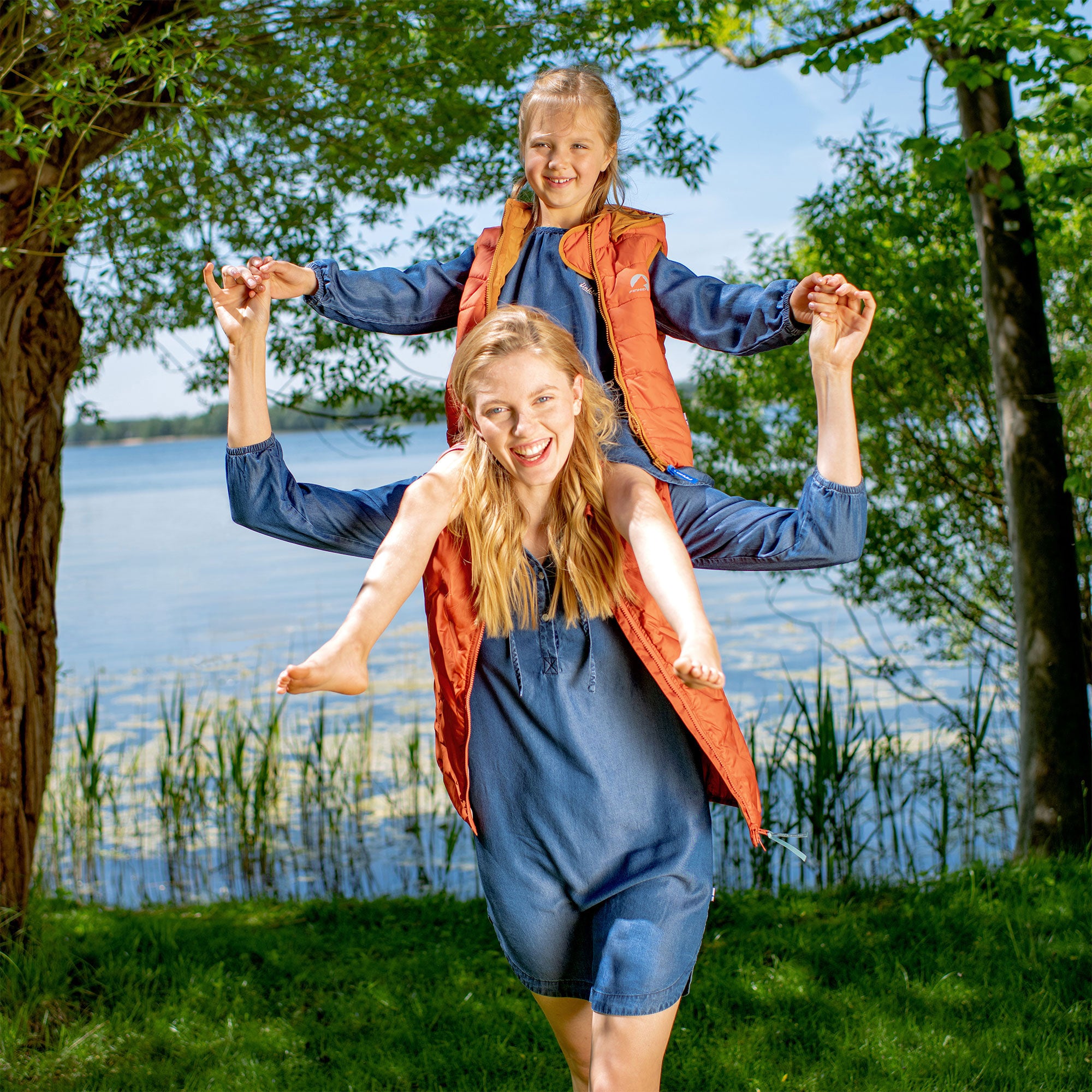 finkid-husky-liiki-weste-damen-deep-grass-gr-38-zip-in image 3