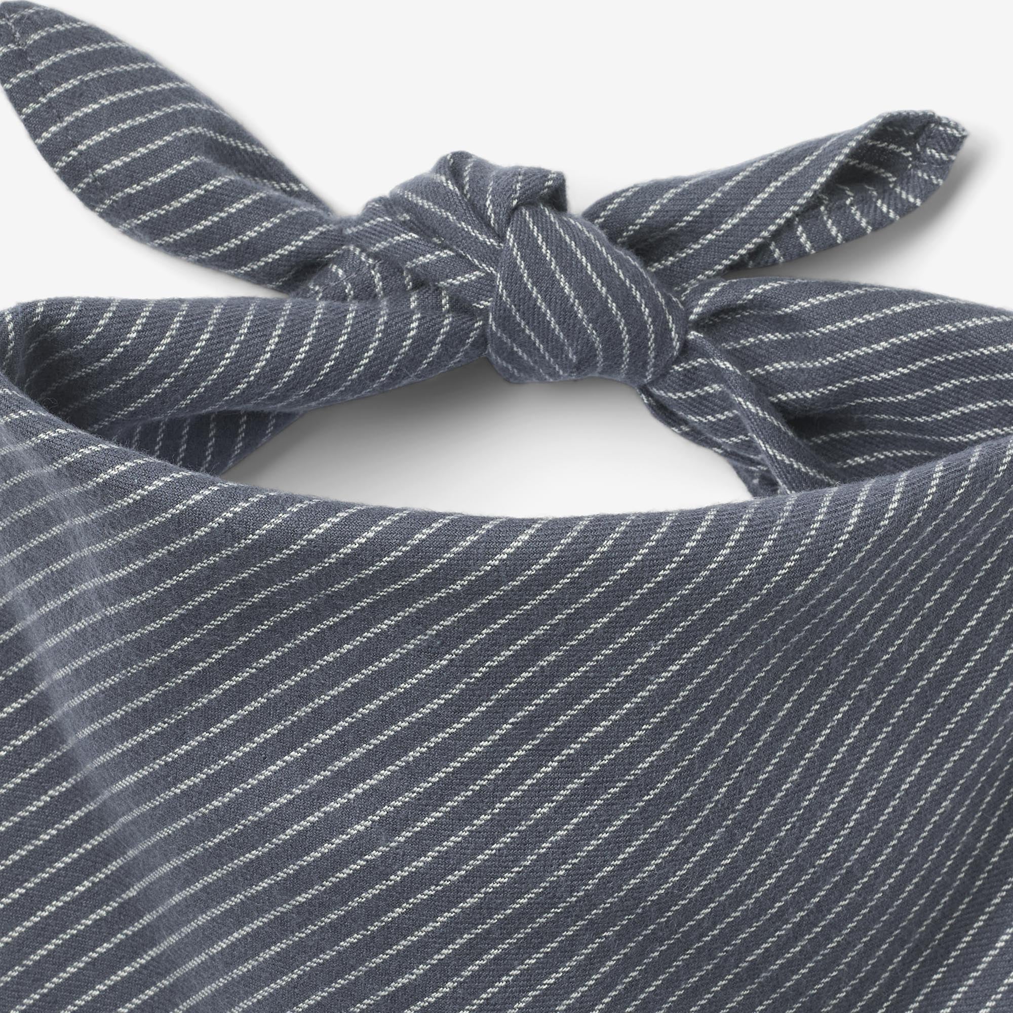 wheat-marlow-halstuch-greyblue-slub-stripe image 4