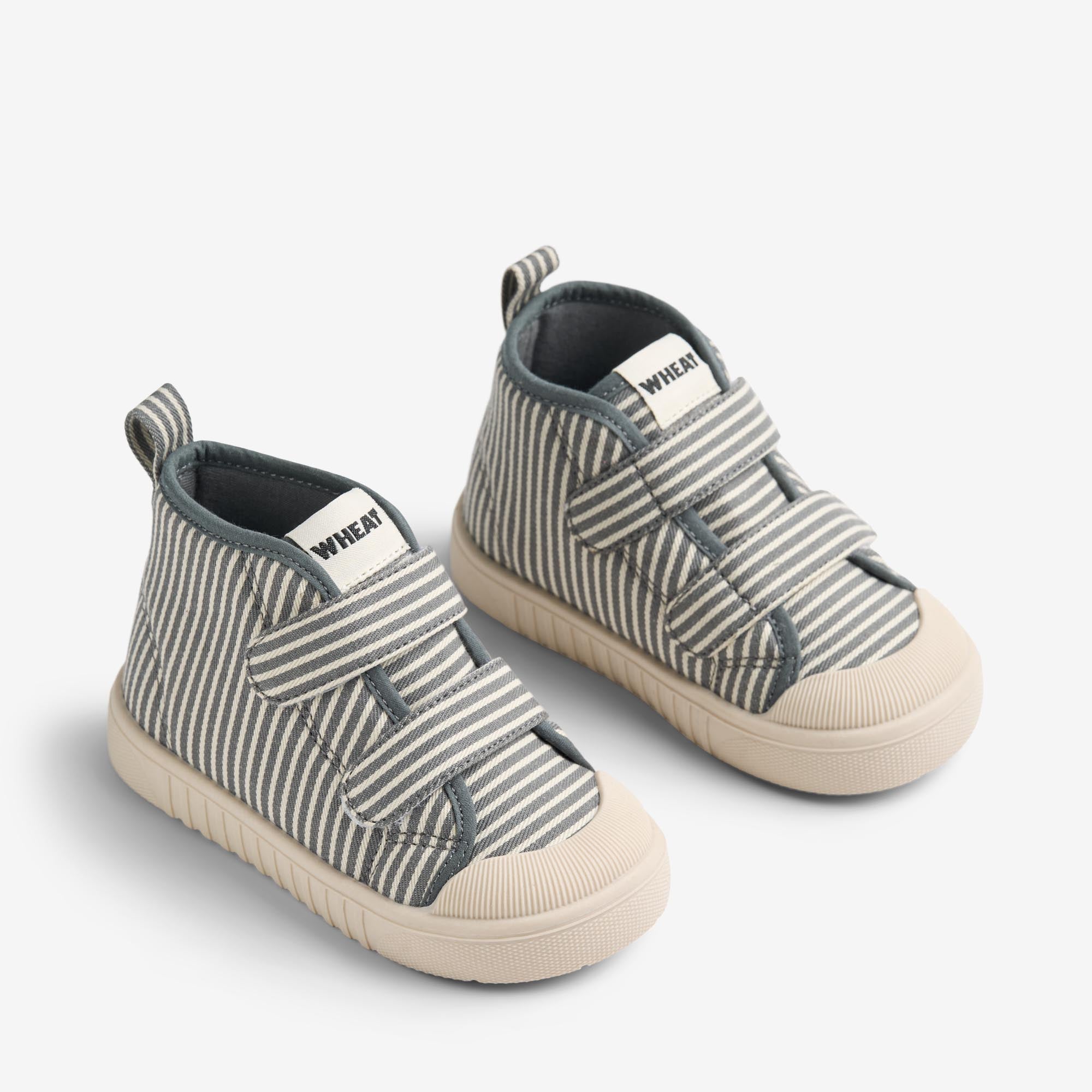 wheat-sneaker-leo-sneaker-flint-stripe-canvas-klett image 1