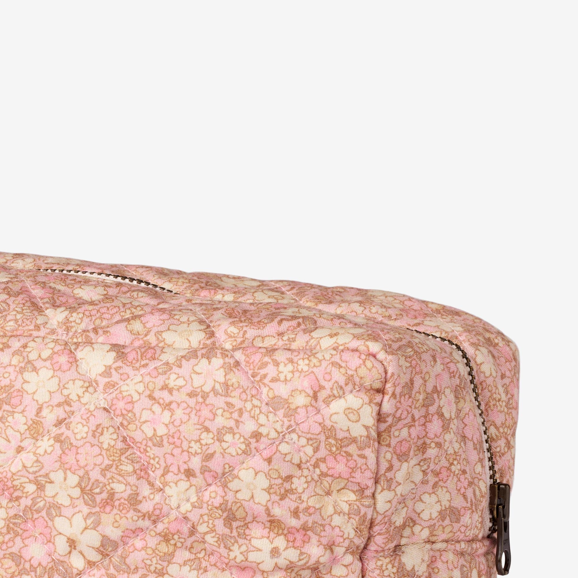 wheat-ziggy-waschtasche-small-rose-flower-meadow-bio-baumwolle image 3