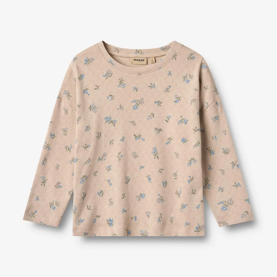 wheat-thilda-langarmshirt-warm-sand-flowers-bio-baumwolle image 1