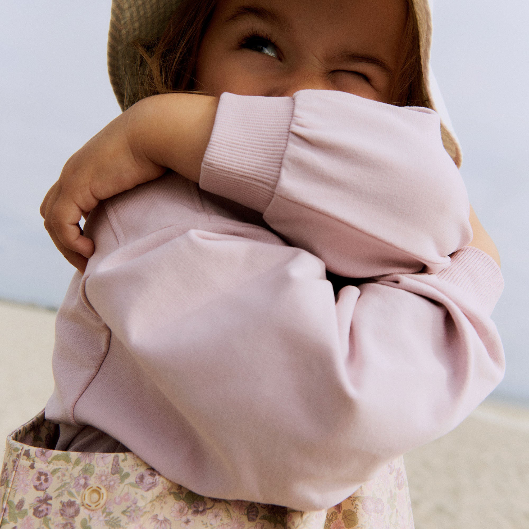 wheat-eliza-sweatshirt-lavender-mist-m-dchen-stickerei image 2