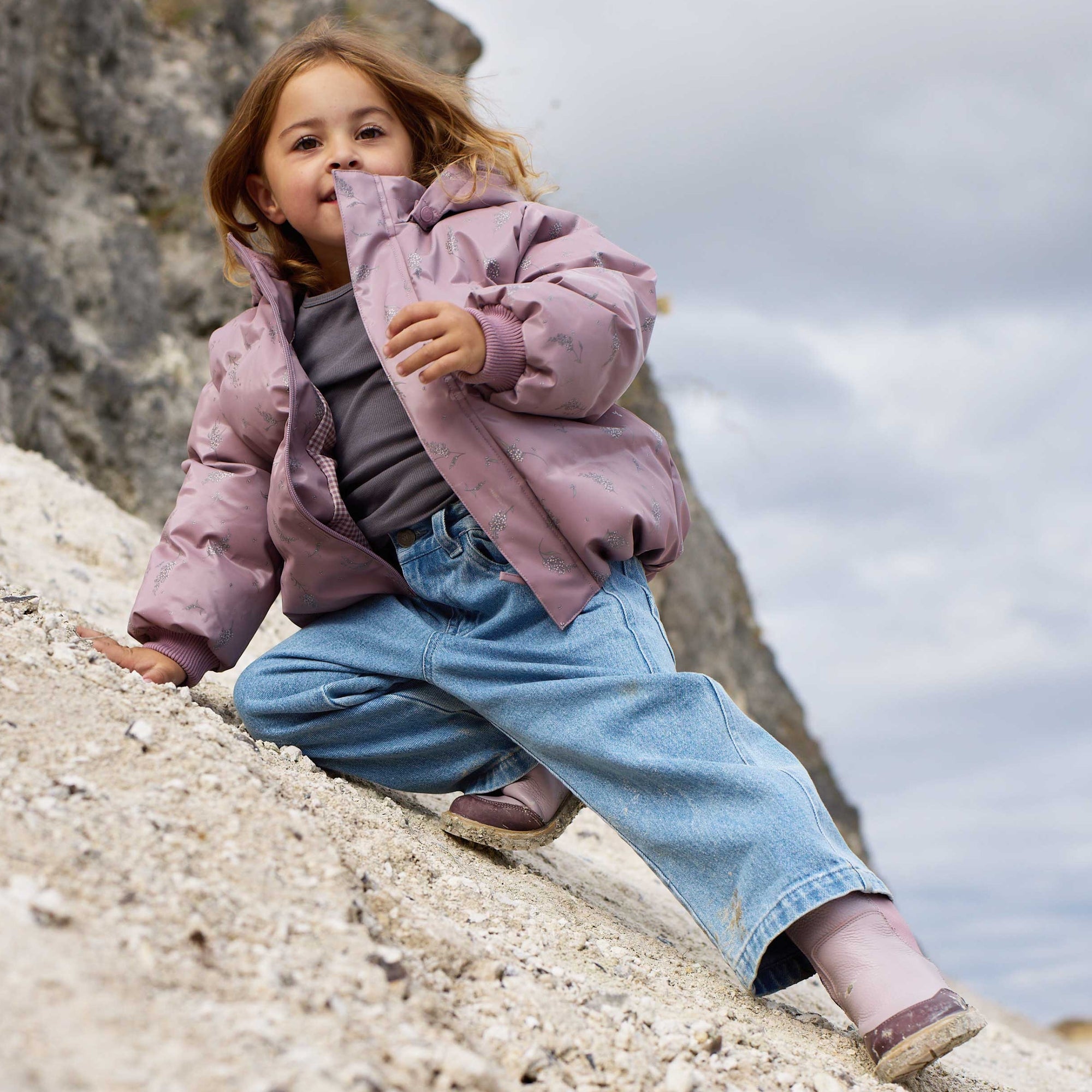 wheat-felix-jeans-light-blue-denim-bio-baumwolle-jungen image 1