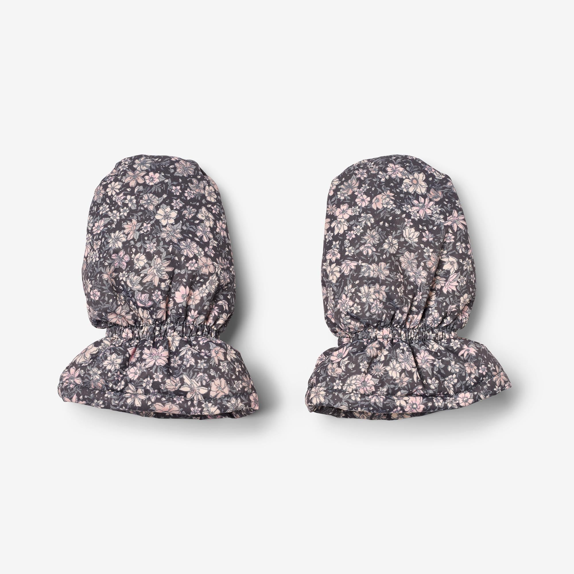 wheat-muffu-baby-f-ustlinge-dark-charcoal-flowers image 1