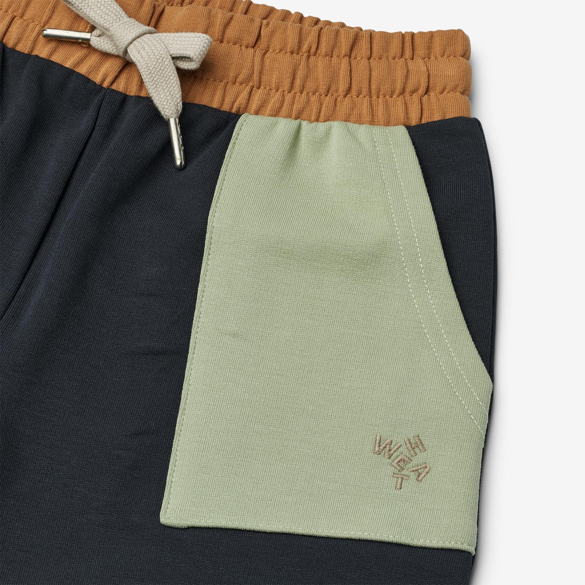 wheat-elmo-sweatshorts-navy-bio-baumwolle-gr-122 image 3
