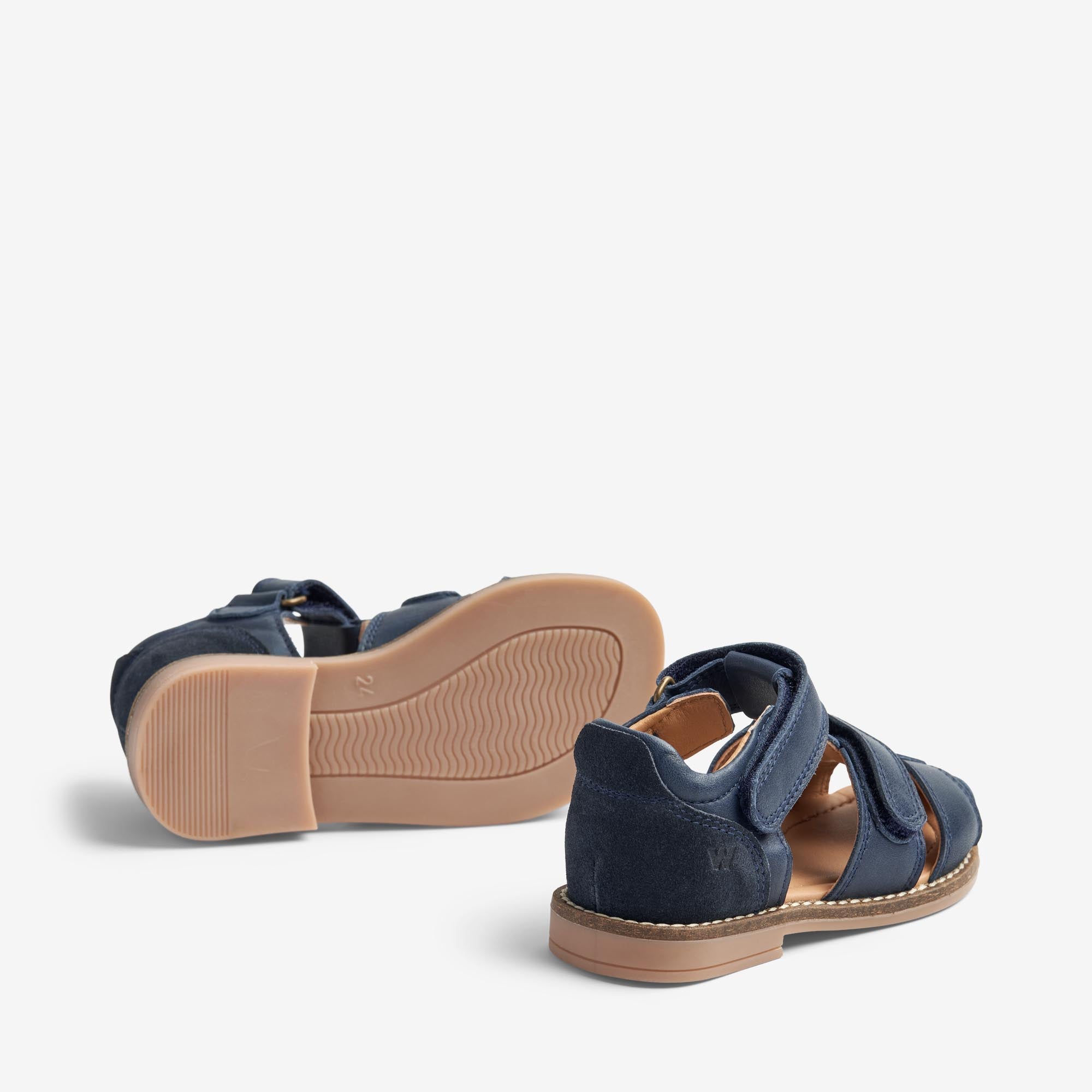 wheat-bassi-closed-toe-sandale-navy-leder-klett image 2