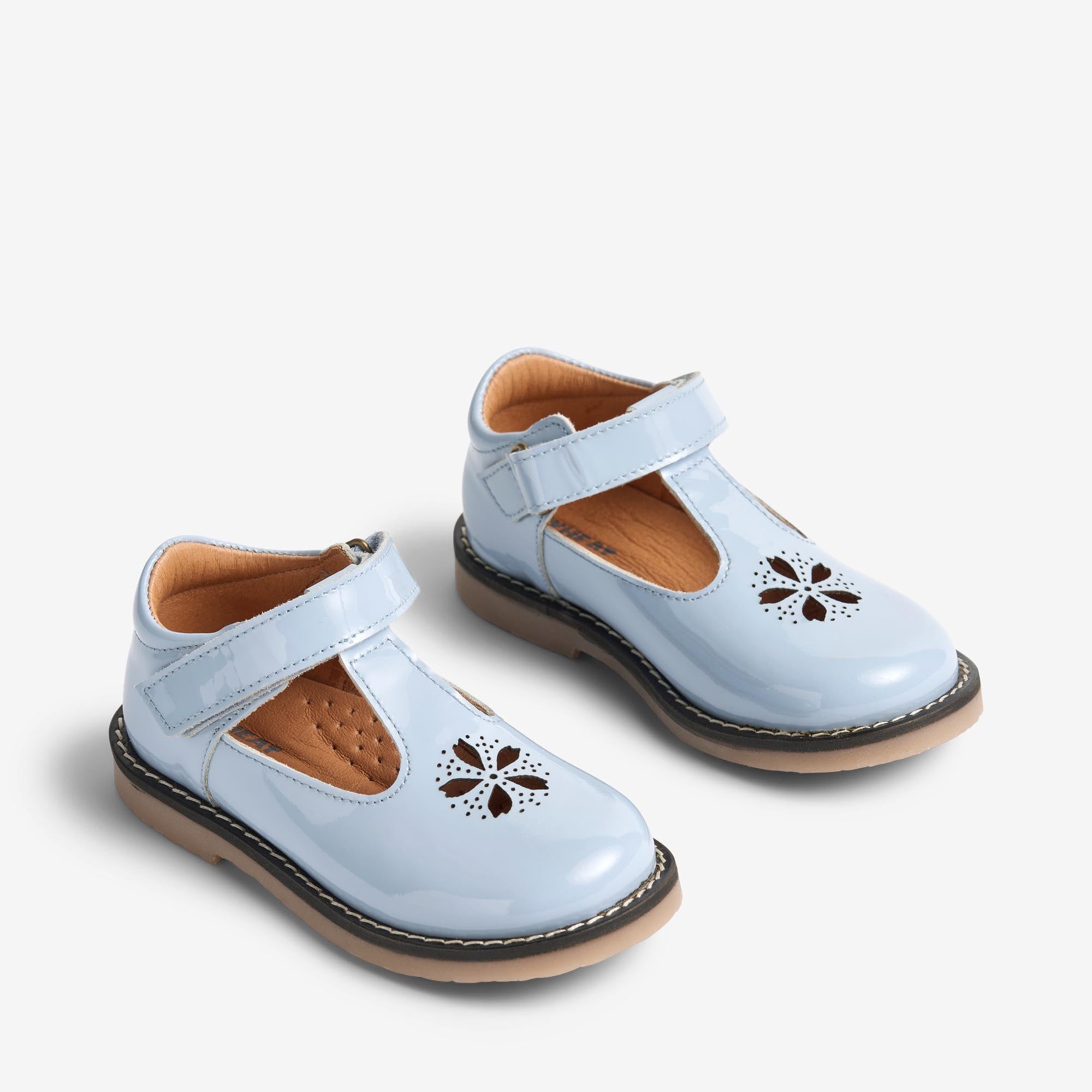 wheat-shelby-mary-jane-summer-sky-lackleder-klett image 1