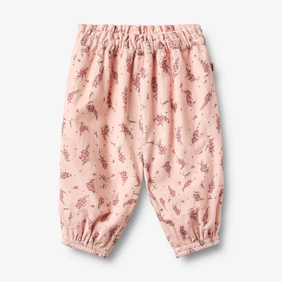 wheat-polly-cordhose-dim-rose-flowers-bio-m-dchen image 1