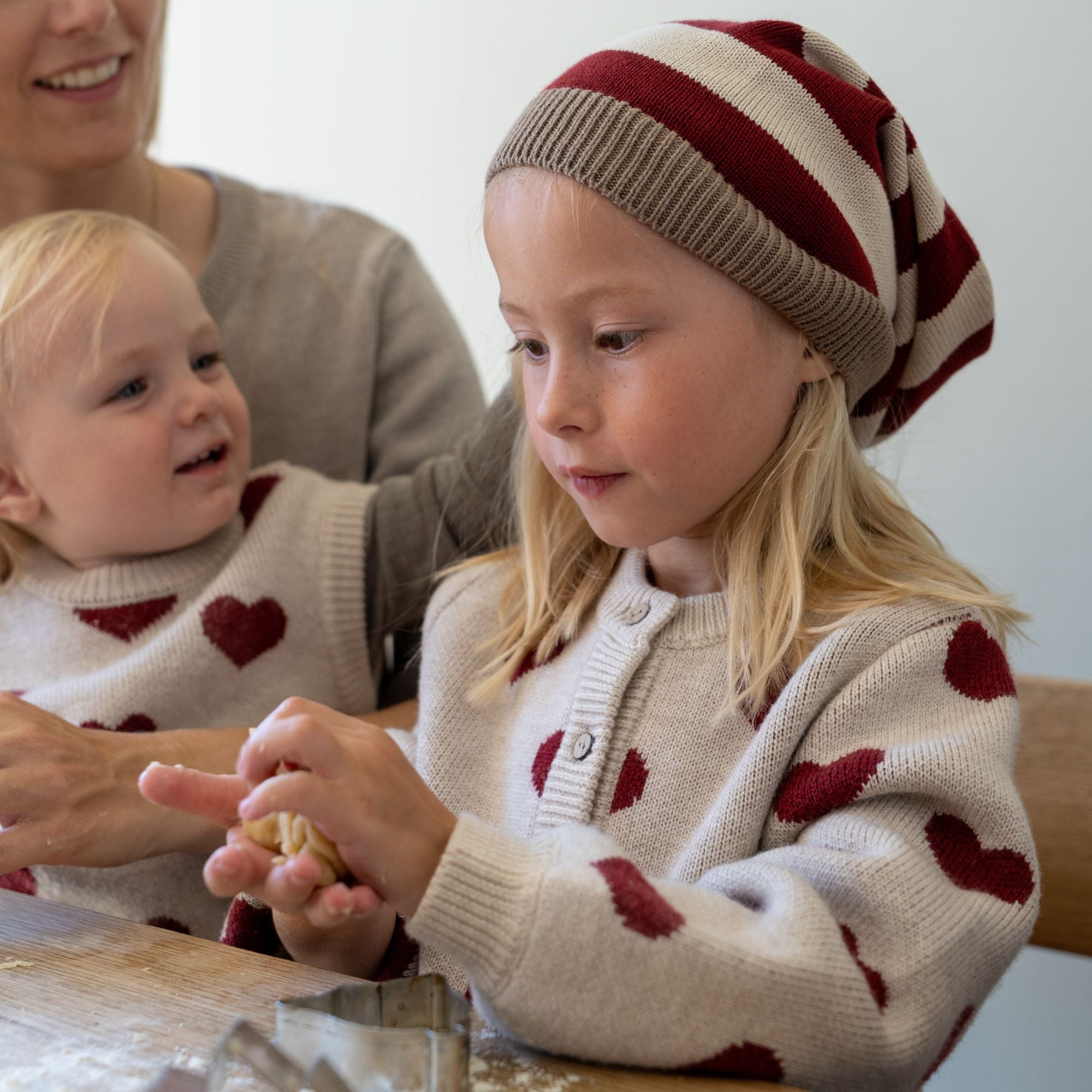 wheat-gaby-weste-offwhite-melange-merino-baby image 5
