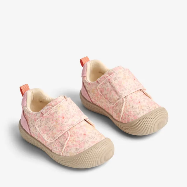 wheat-kei-prewalker-coral-flowers-klett-barfu image 1
