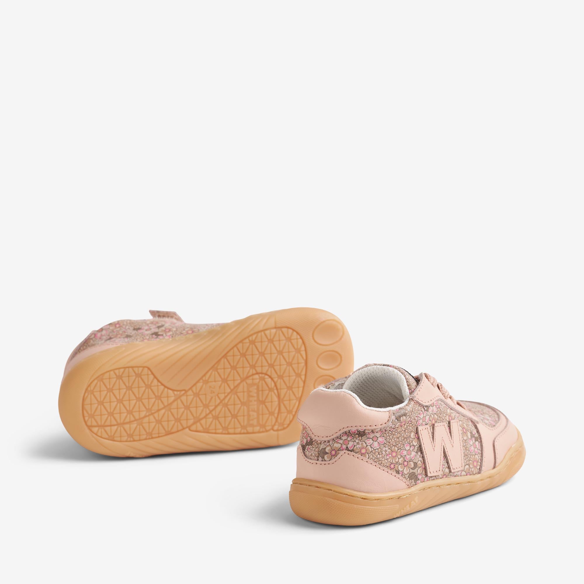 wheat-aslan-barfu-sneaker-dime-rose-bio-leder-blumen image 5