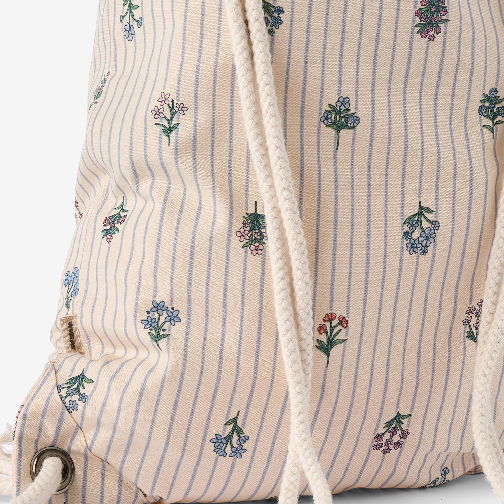 wheat-accessories-yuna-gymbag-turnbeutel-rose-shadow-flowers image 2
