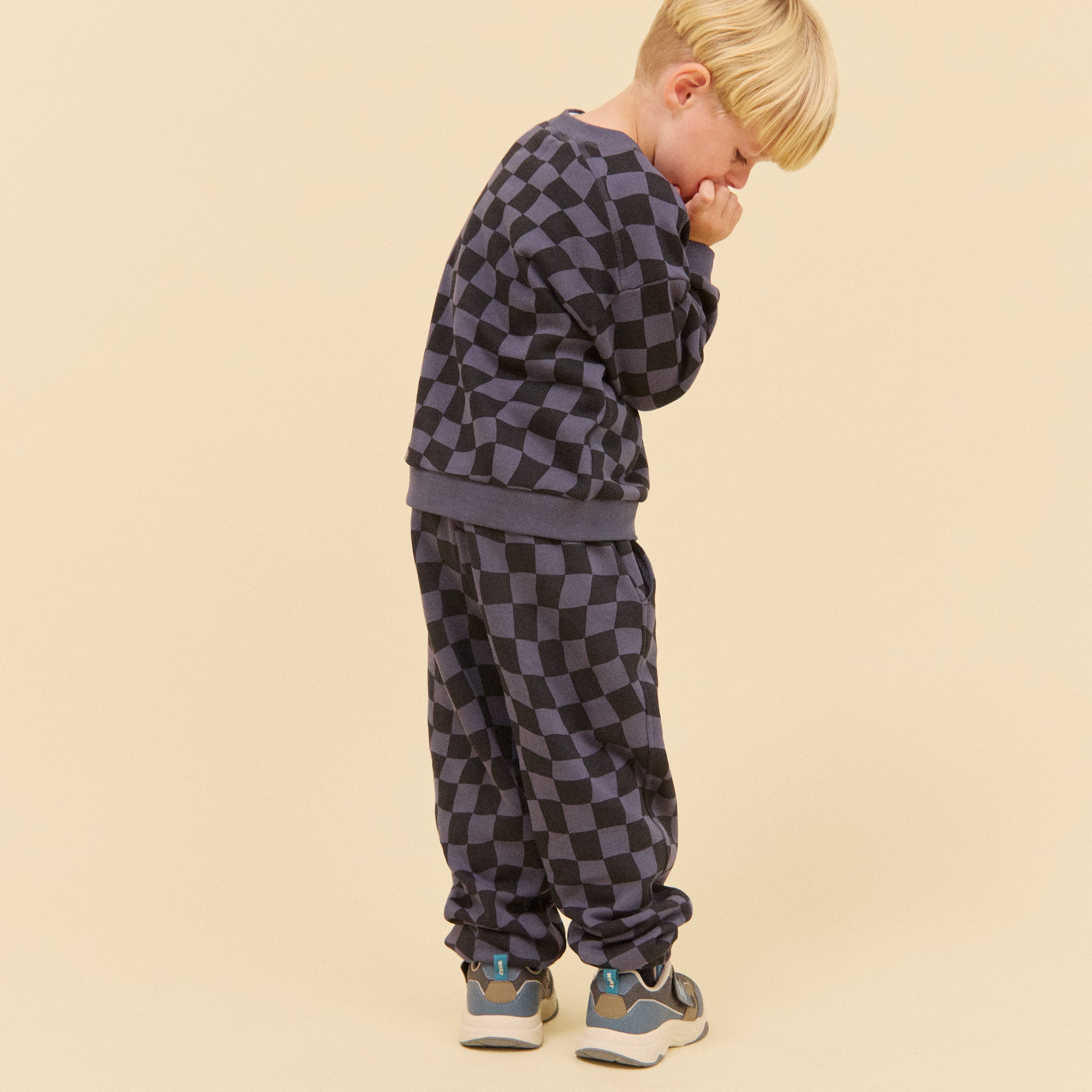 wheat-cosmo-sweatpants-navy-blue-check-bio-baumwolle-2 image 2