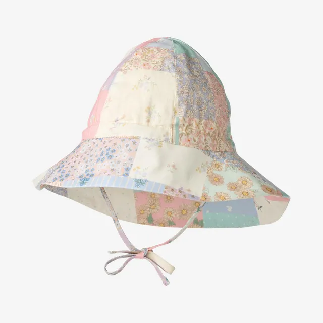 wheat-chloe-sonnenhut-patchwork-flowers-babyhut-bio-baumwolle image 1