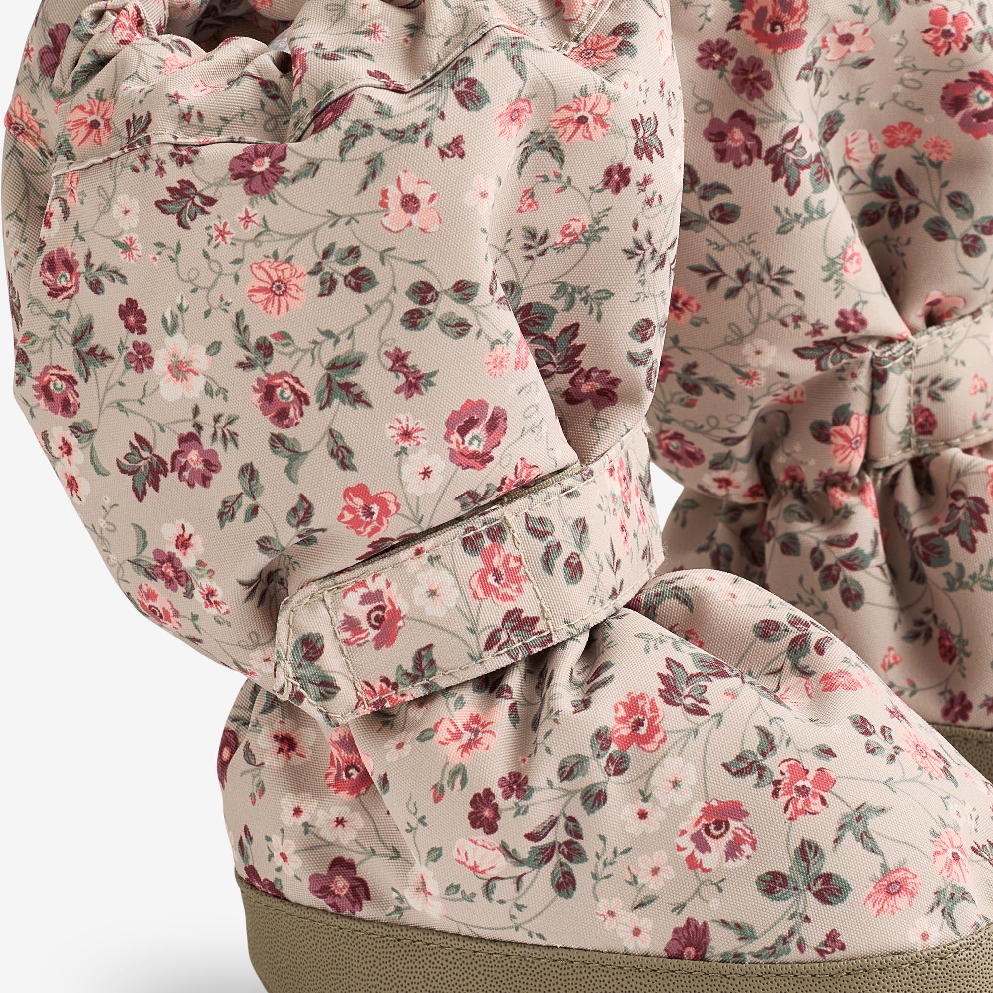 wheat-booties-grey-moon-flowers-outdoor-wasserdicht-baby-fleece image 2