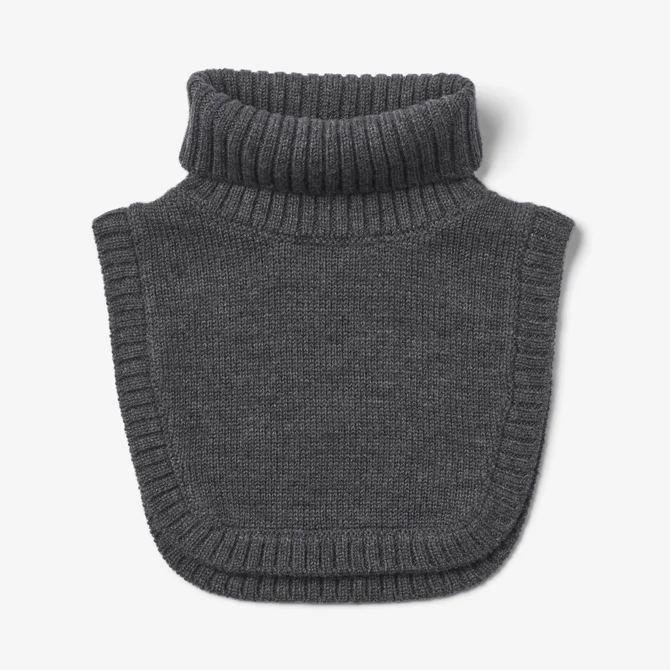 wheat-essen-neckwarmer-charcoal-melange-merino-loop-kinder image 1