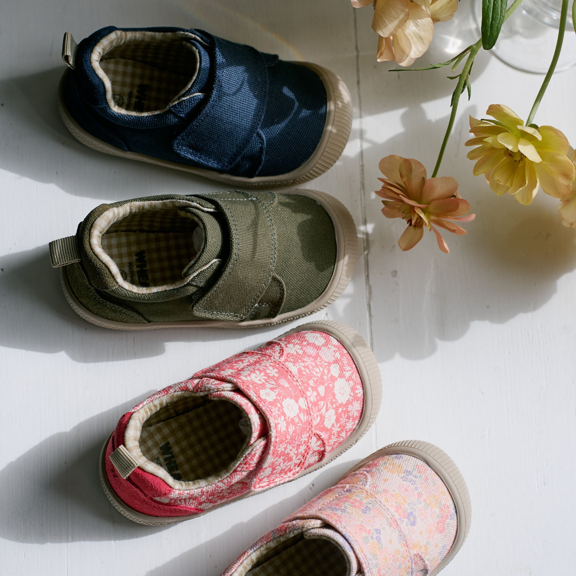 wheat-kei-prewalker-navy-barfu-canvas-kleinkind image 6