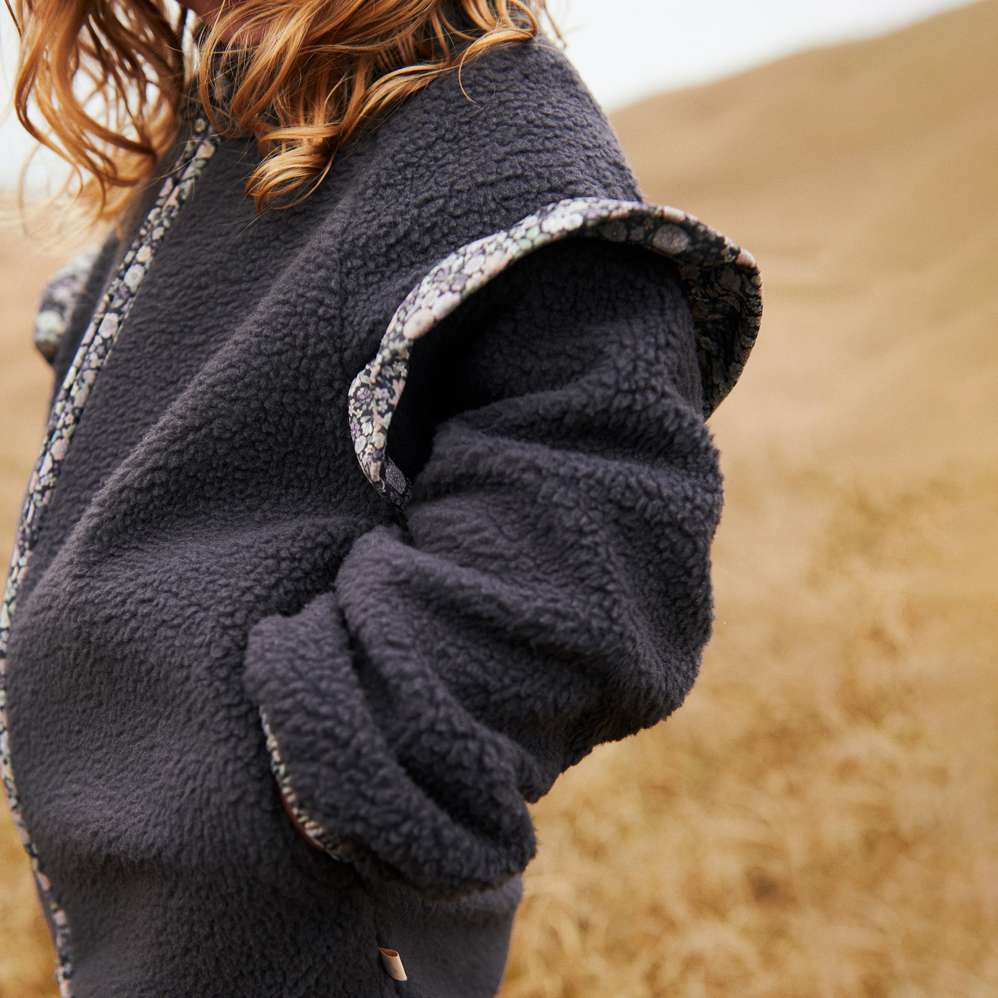 wheat-ellena-fleecejacke-black-sea-recycling image 4