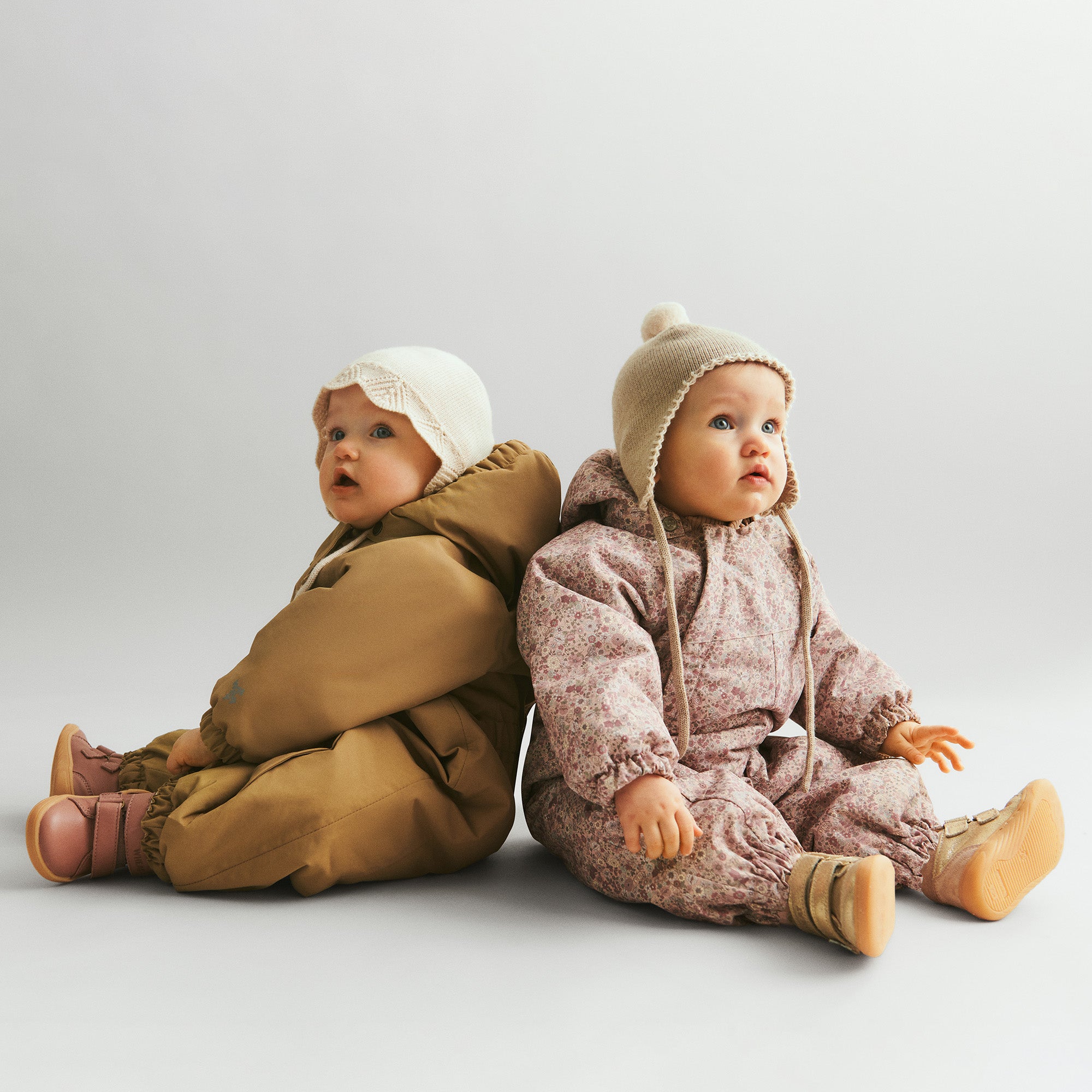 wheat-snowsuit-adi-schneeanzug-rose-dust-flowers-baby image 2