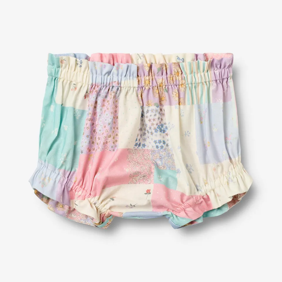 wheat-silla-bloomers-patchwork-flowers-bio-baumwolle image 1