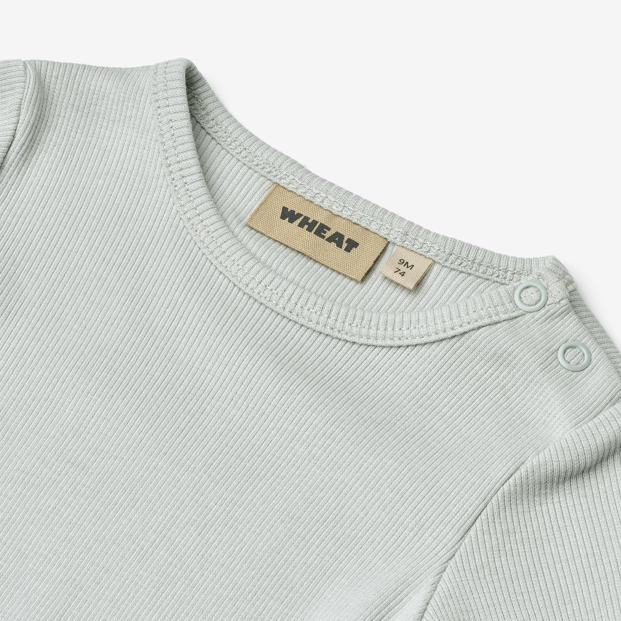 wheat-timo-ripp-body-kurzarm-soft-blue-bio-baumwolle image 3