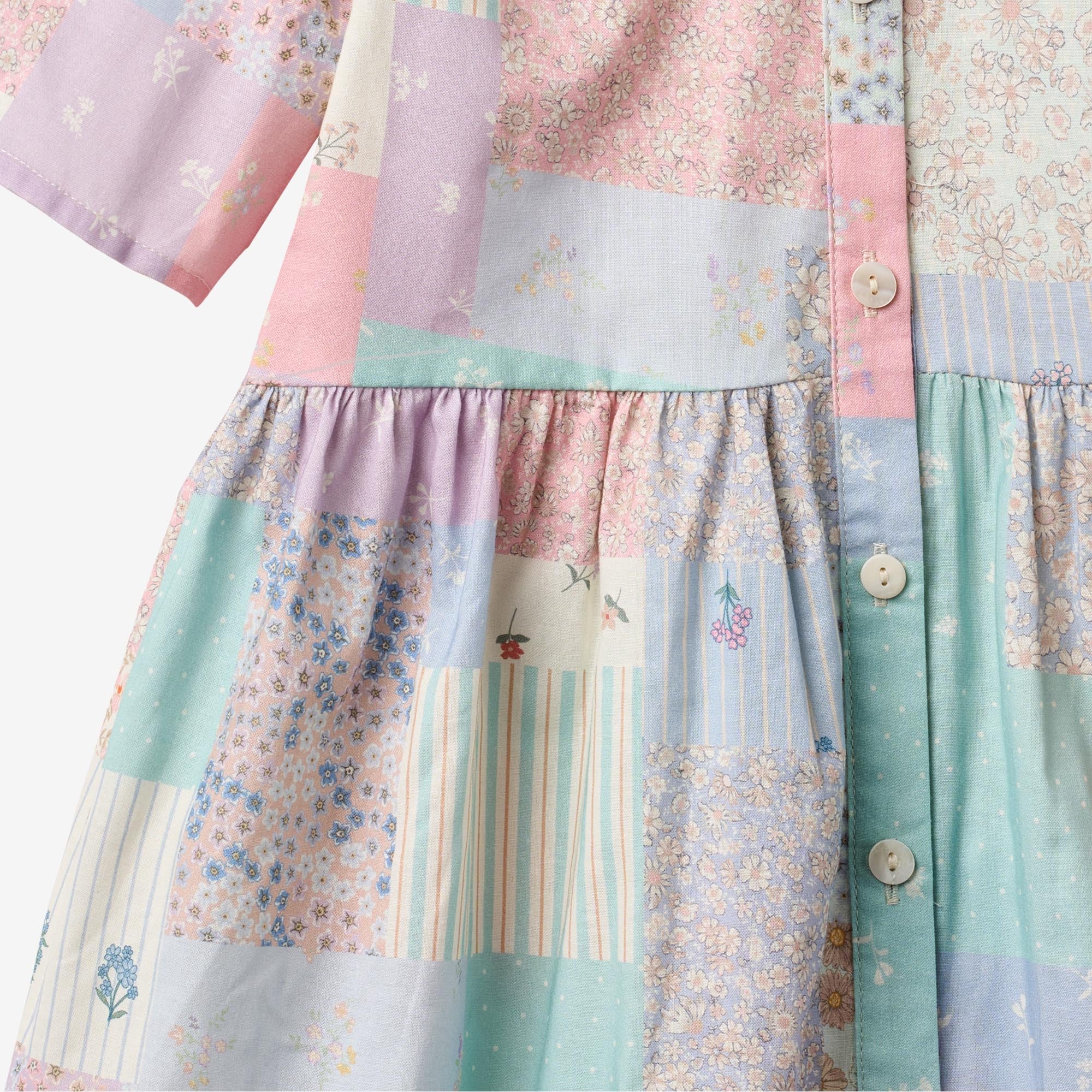 wheat-annabell-kleid-patchwork-flowers-kurzarm-bio image 3