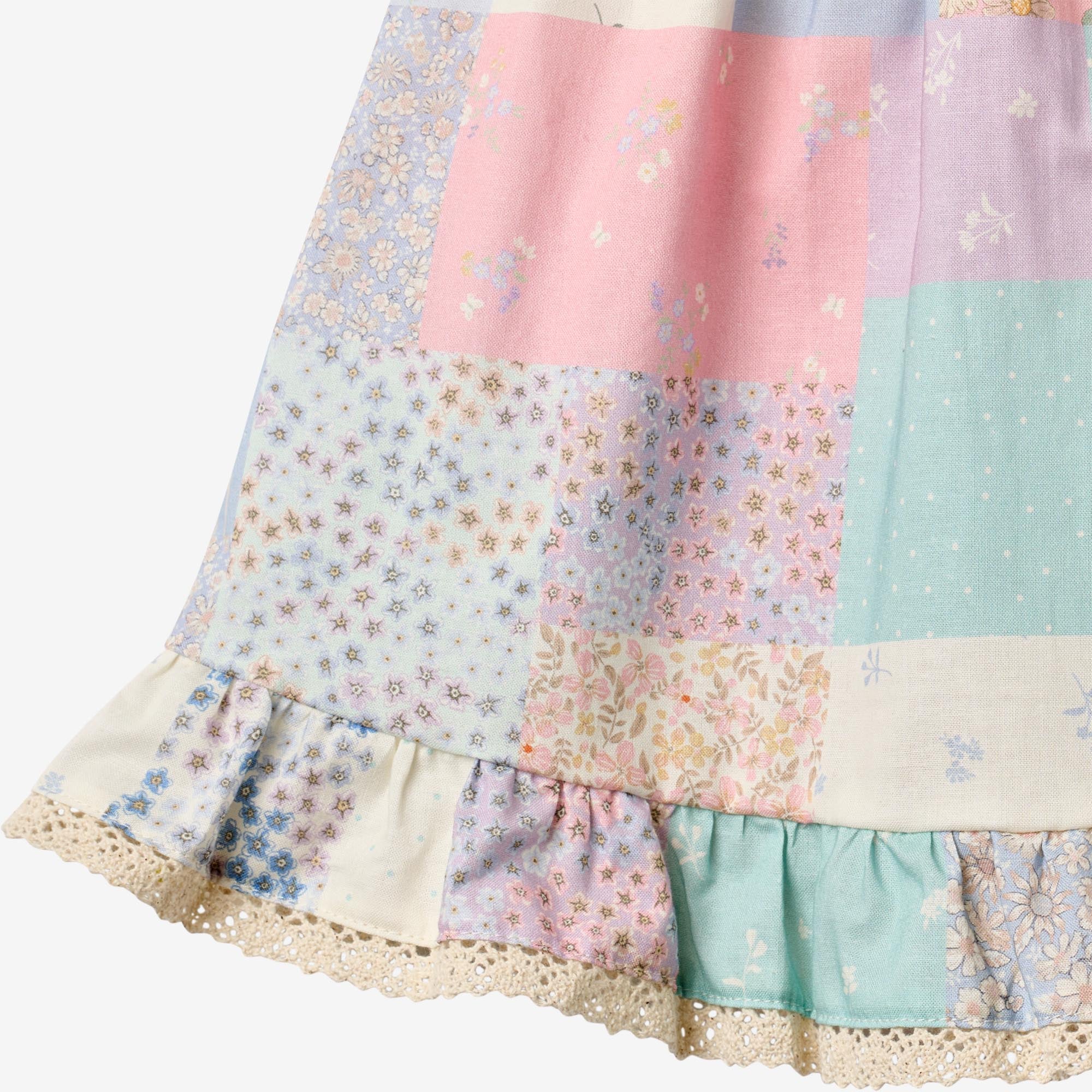 wheat-kleid-ayla-babykleid-patchwork-flowers-bio image 3