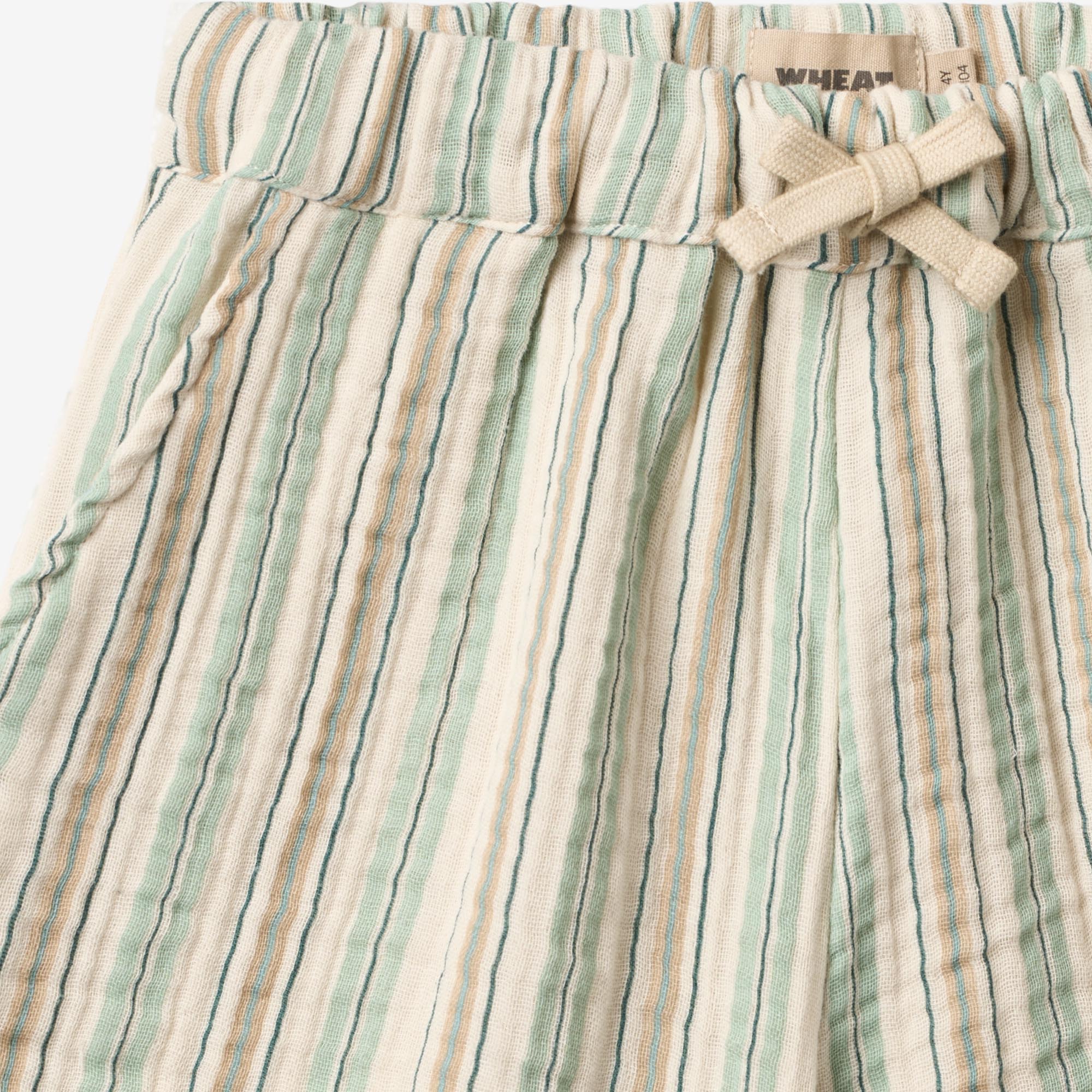 wheat-cuba-kinder-shorts-summer-stripe-bio image 3