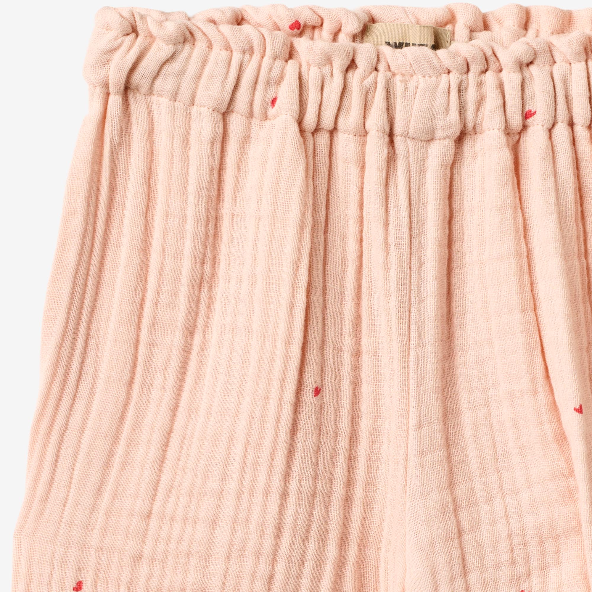 wheat-clothing-petrine-hose-babyhose-powder-hearts image 3