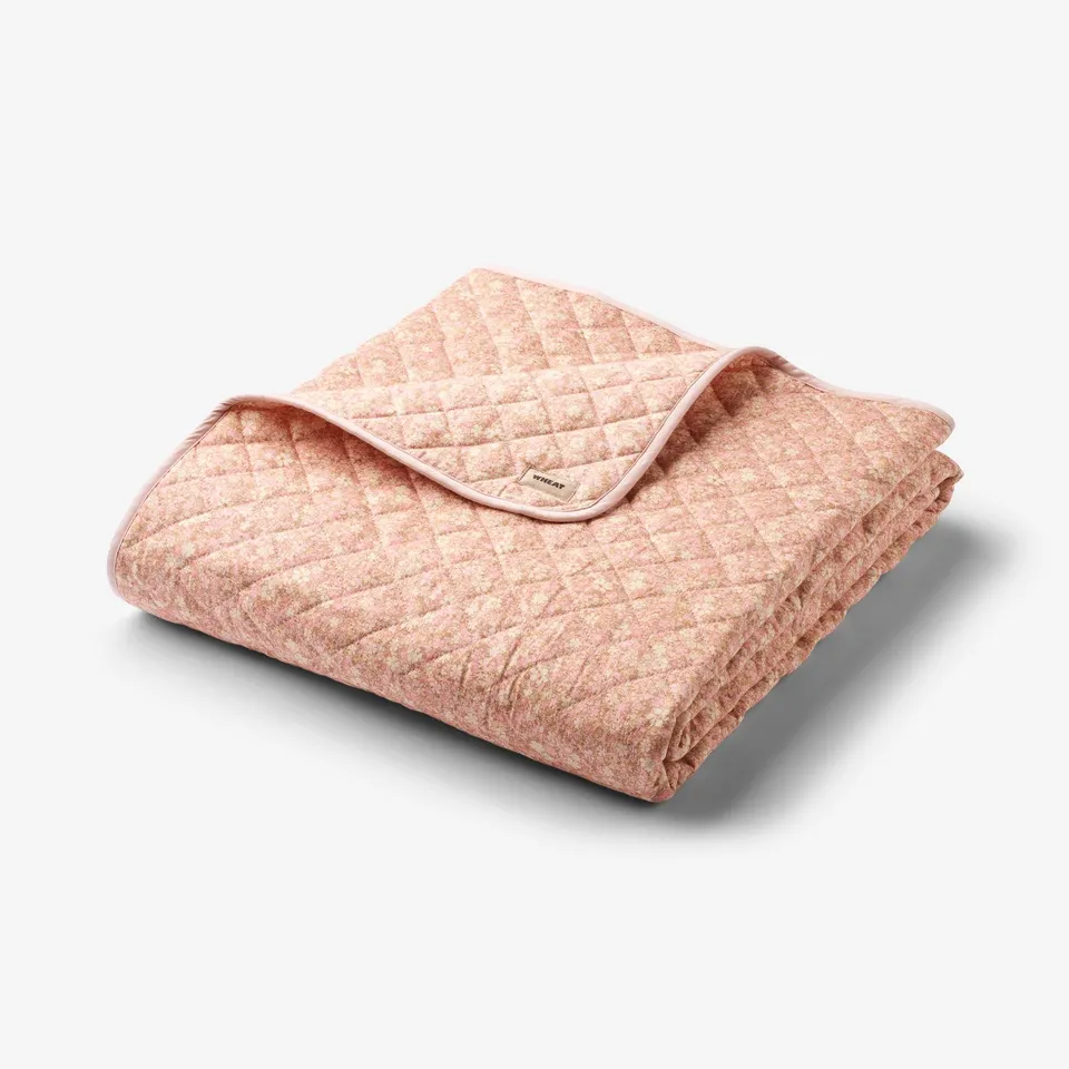 wheat-quilt-blanket-kinderdecke-rose-flower-meadow-biobaumwolle image 1