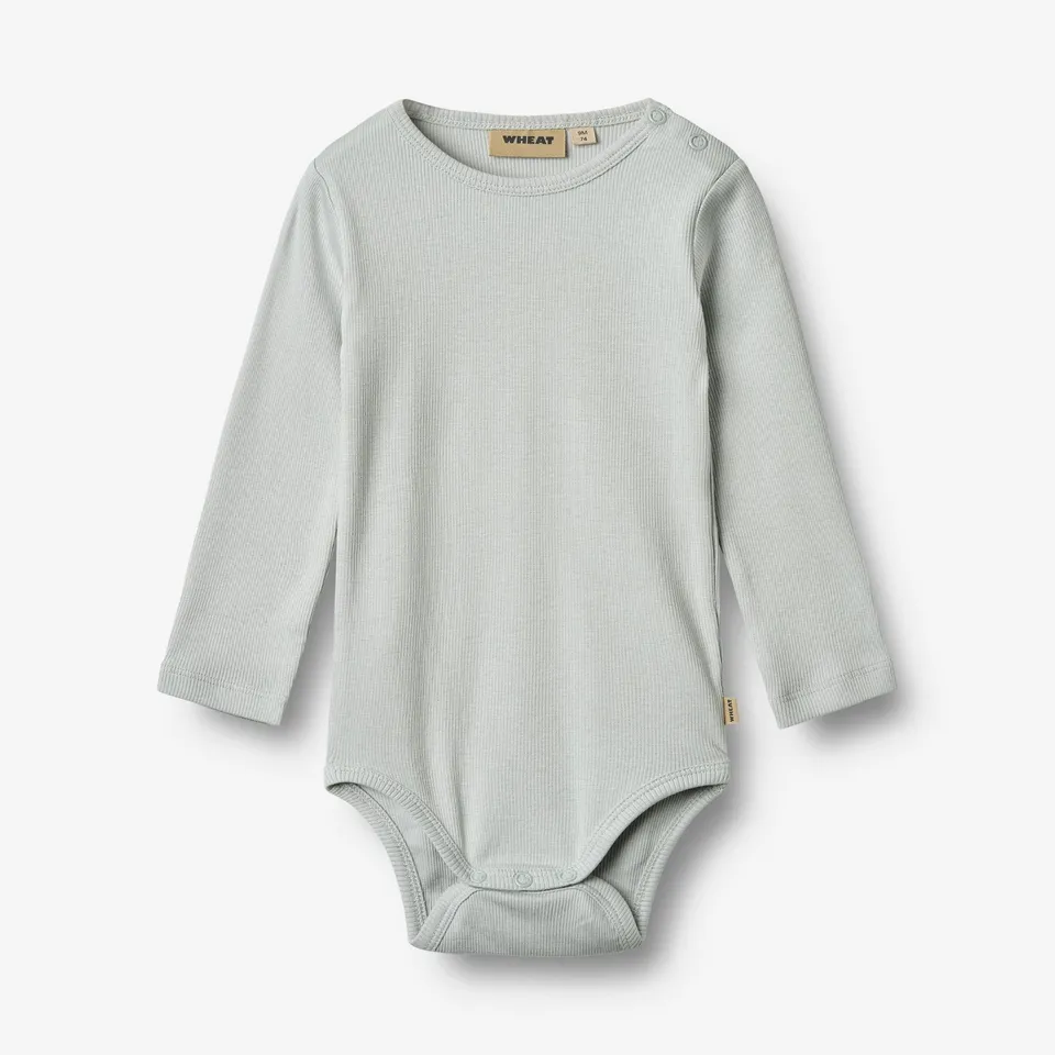 wheat-spencer-langarm-body-soft-blue-bio-baumwolle image 1