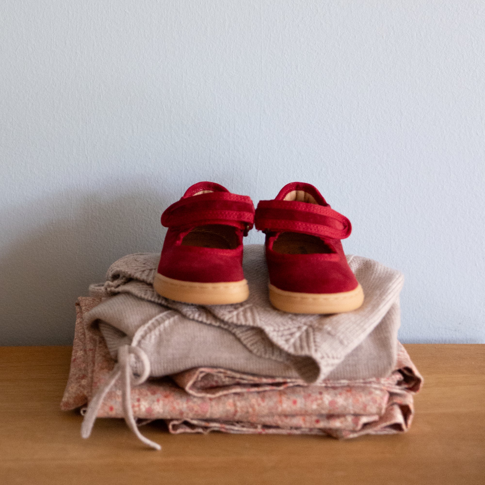 wheat-audrey-ballerina-m-dchen-red-cherry-samt-klett image 2