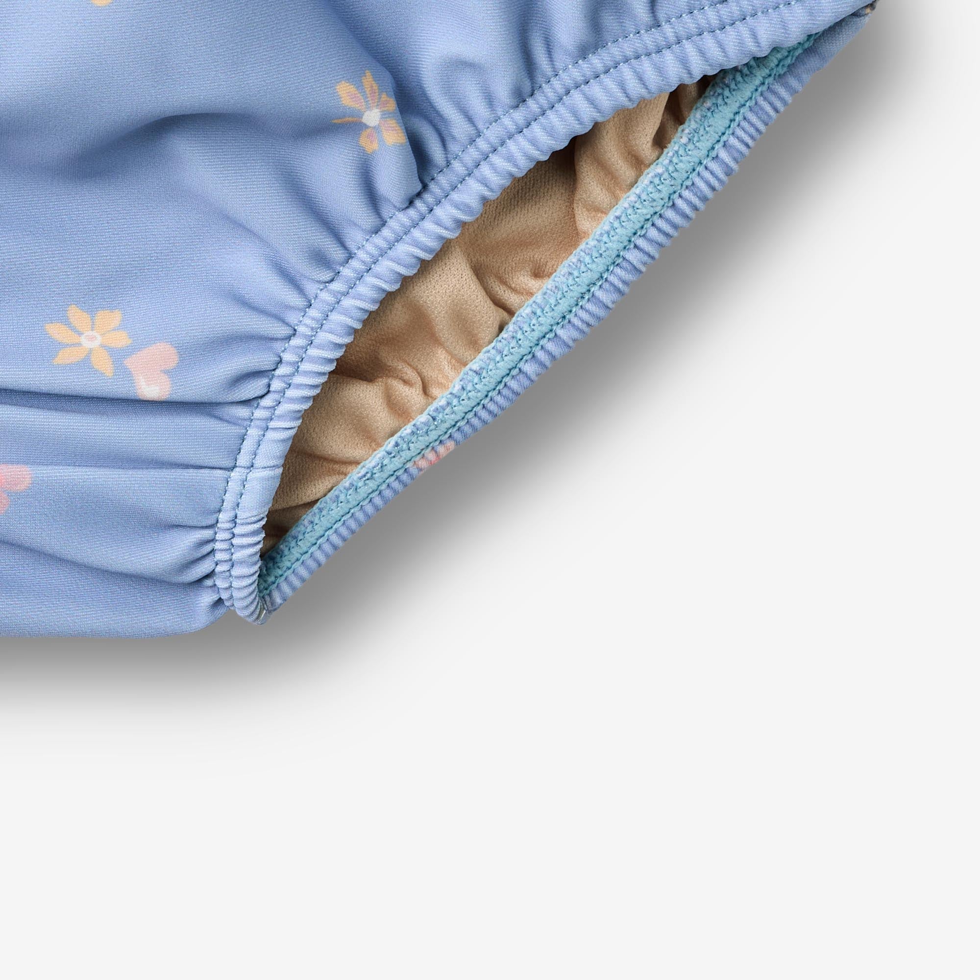wheat-cilia-badehose-morning-sky-hearts-wasserdicht-baby image 3