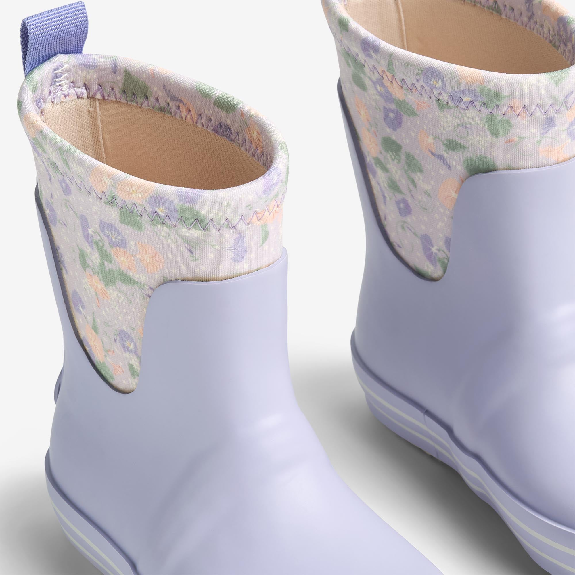wheat-mist-gummistiefel-lilac-cosmic-sky-neopren image 4