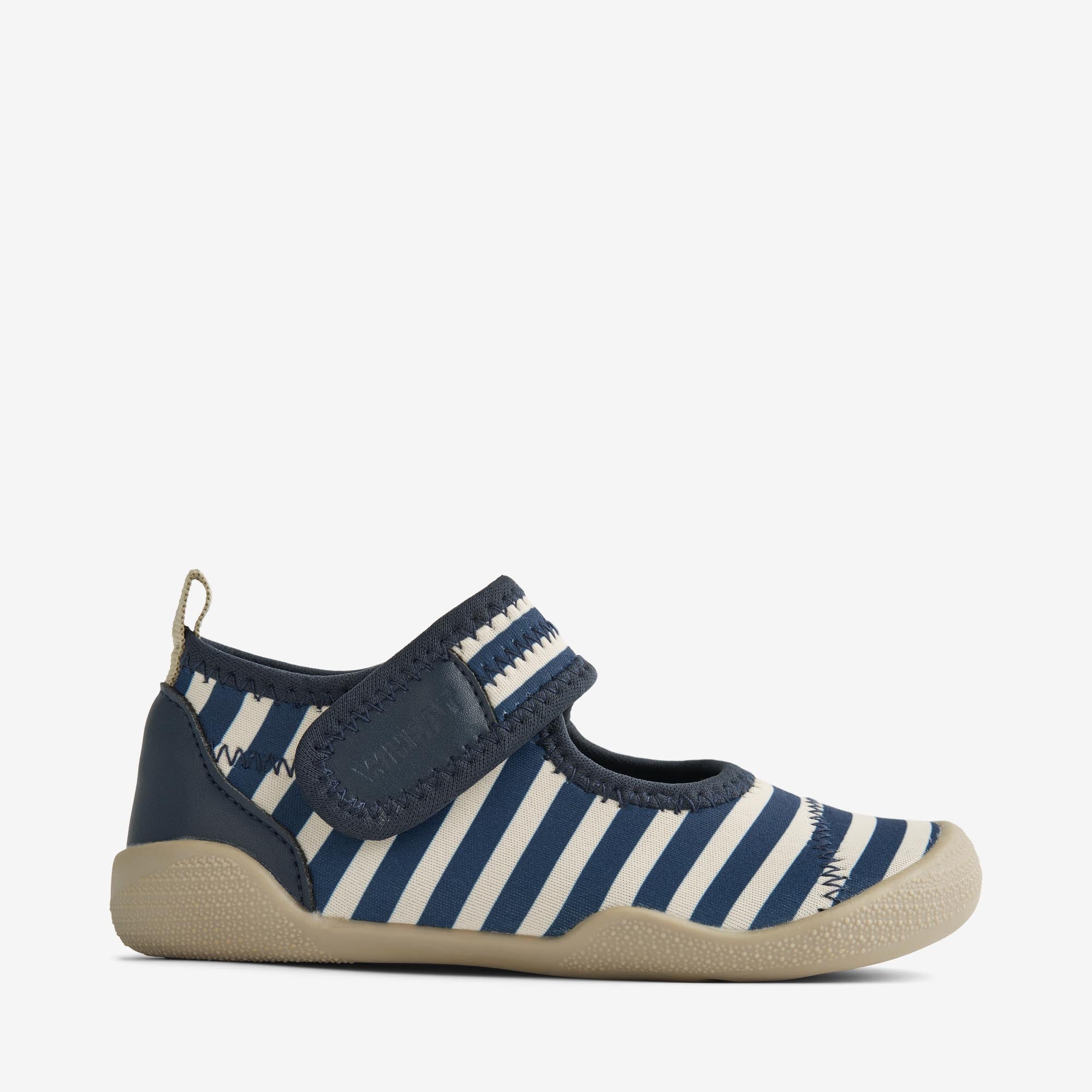 wheat-wavey-beach-shoe-indigo-stripe-neopren image 3