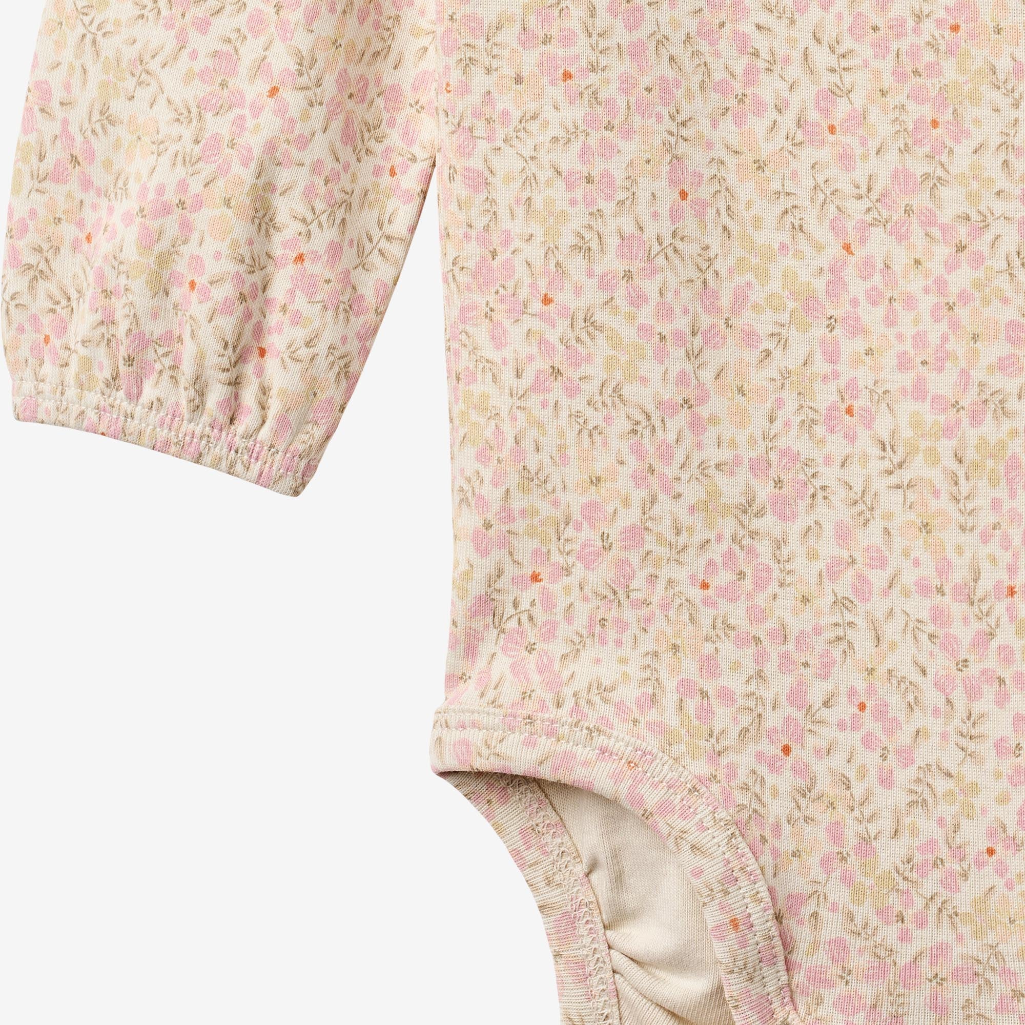 wheat-elmine-body-langarm-coral-flowers-bio-baumwolle-baby image 3