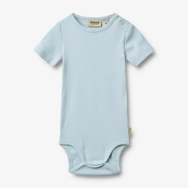 wheat-timo-body-baby-summer-sky-kurzarm-ripp-bio image 1
