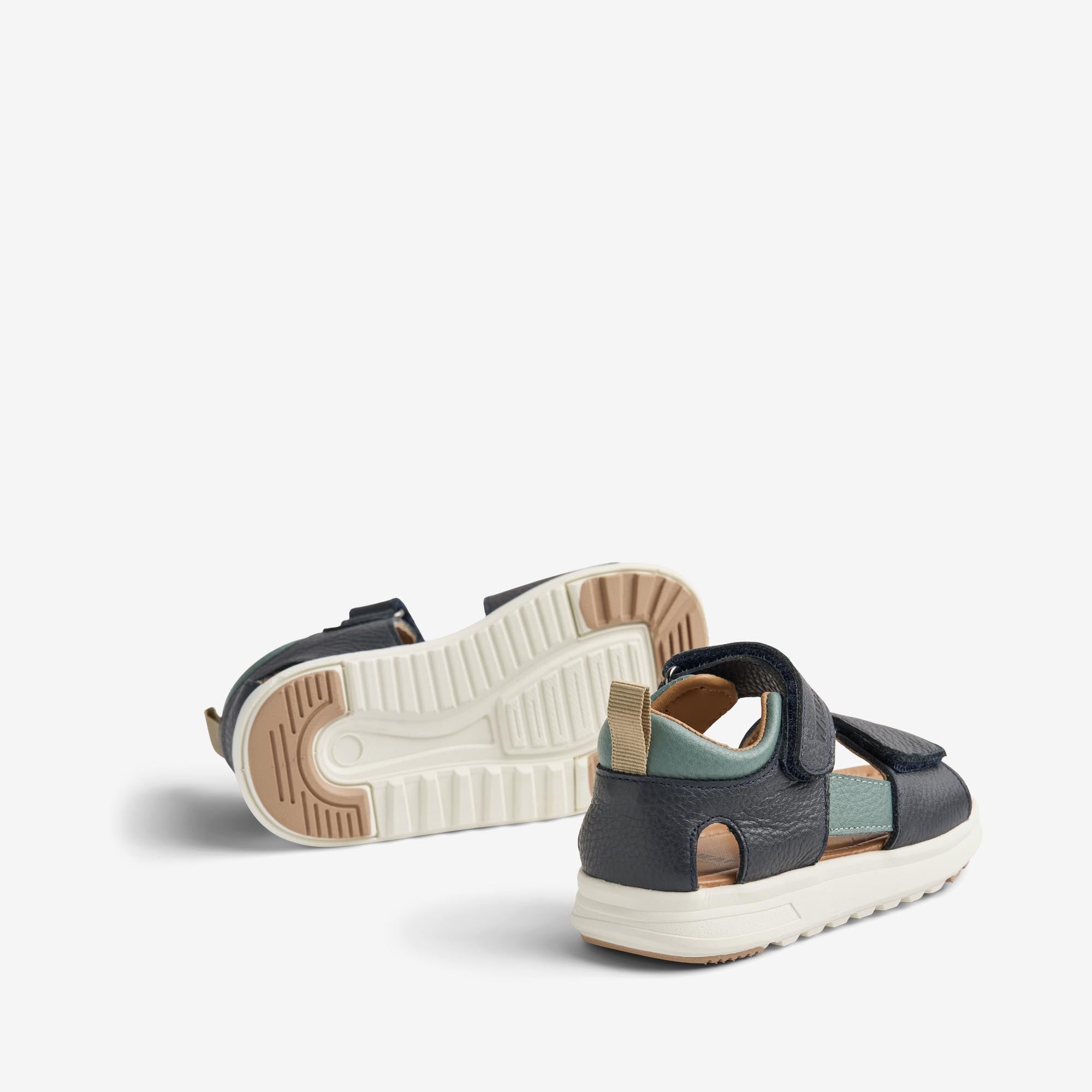 wheat-maxie-sandale-navy-leder-klett-geschlossen image 3