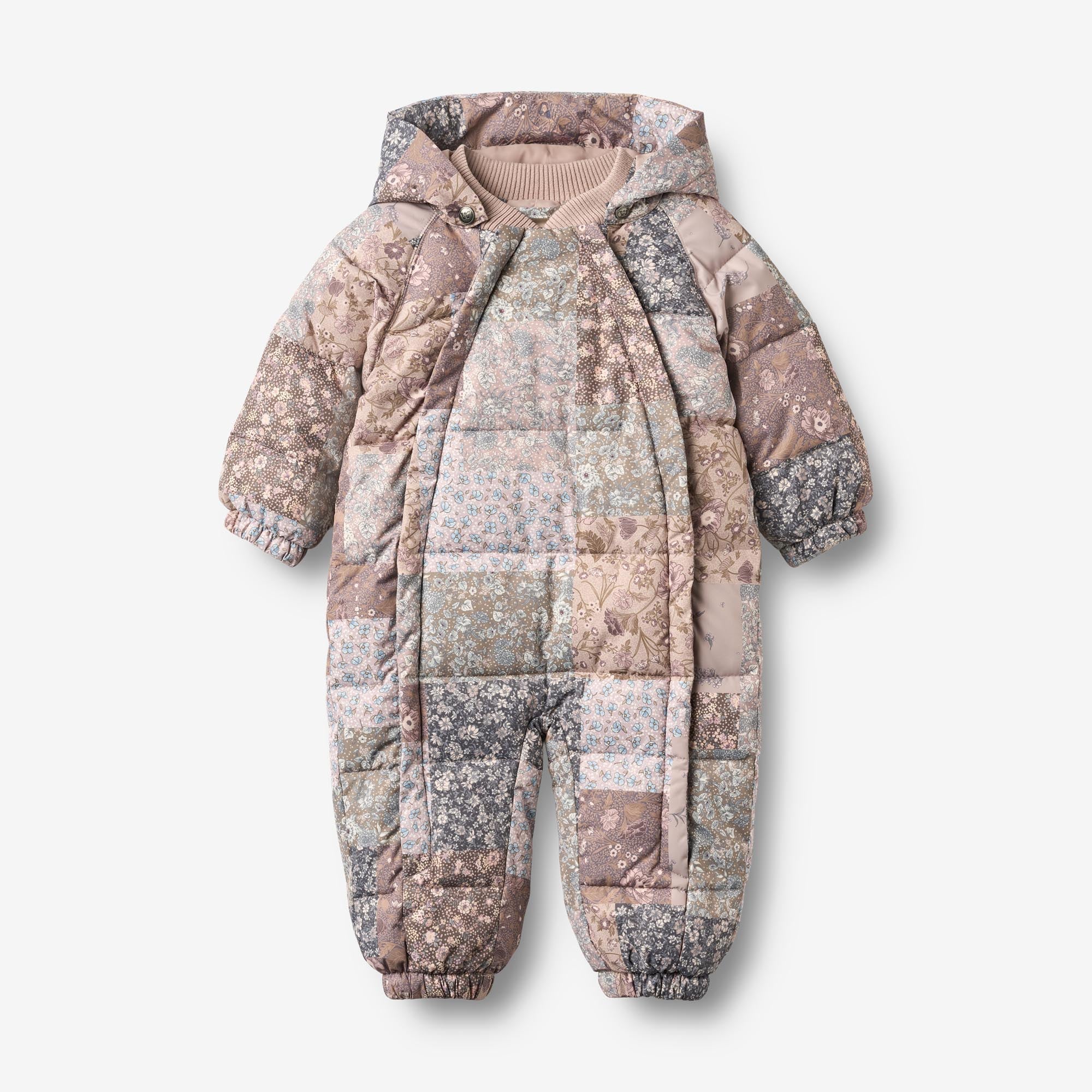 wheat-edem-schneeanzug-patchwork-flowers-baby-winteroverall image 1